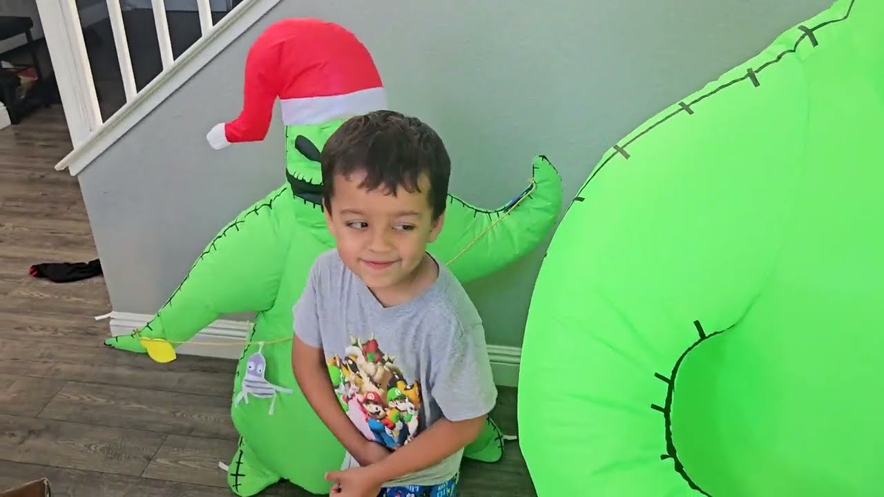5.5ft Oogie Boogie & 3.5ft Oogie Boogie - Little Brother William