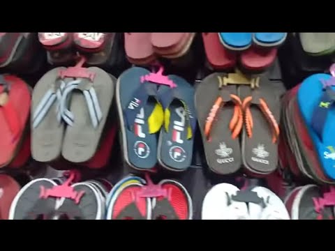 ارخص شبشب جلد رجالى وحريمى وبنات واولاد حمام ومصايف سعر موحد 15جنيه