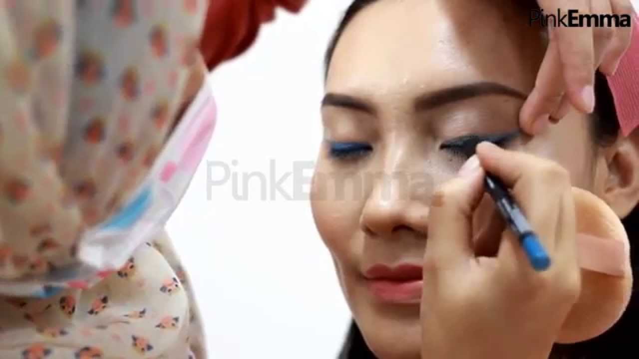 Tutorial Make Up Eyeliner Berwarna Cerah YouTube