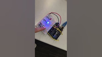 Arduino LED button light up 🚨