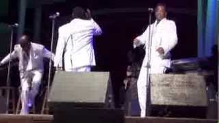 Paul Williams, Jr. sings with his father Paul Williams, Sr.