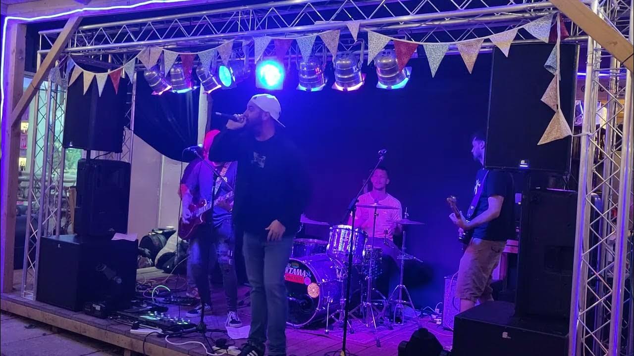 Flyswatter Blink 182 Rock Show Escape Down The Rabbit Hole