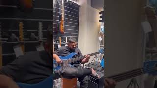 Testing The Tony Franklin Fretless Bass Awesome