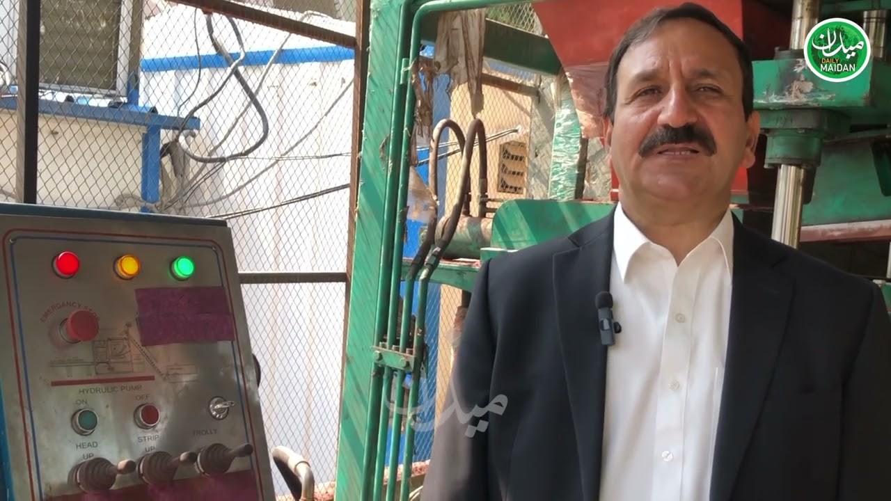 A talented Professor Of Islamia College Who Made Electric Machine Of Bricks | kashif Arif