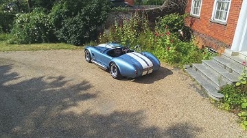 Cobra DAX Tojeiro Ford V8 - Total Headturners