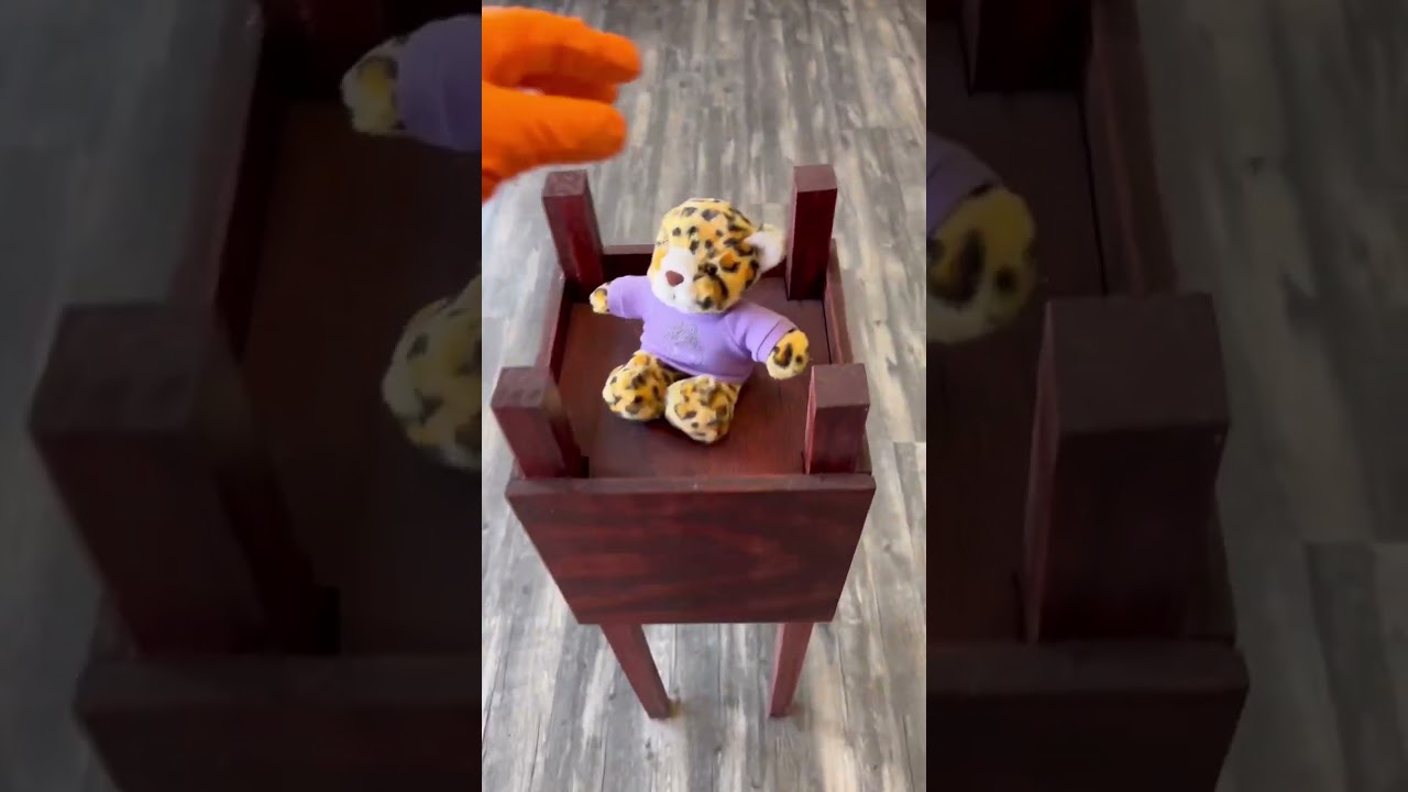 Diversion safe (hidden compartment) and vase stand 