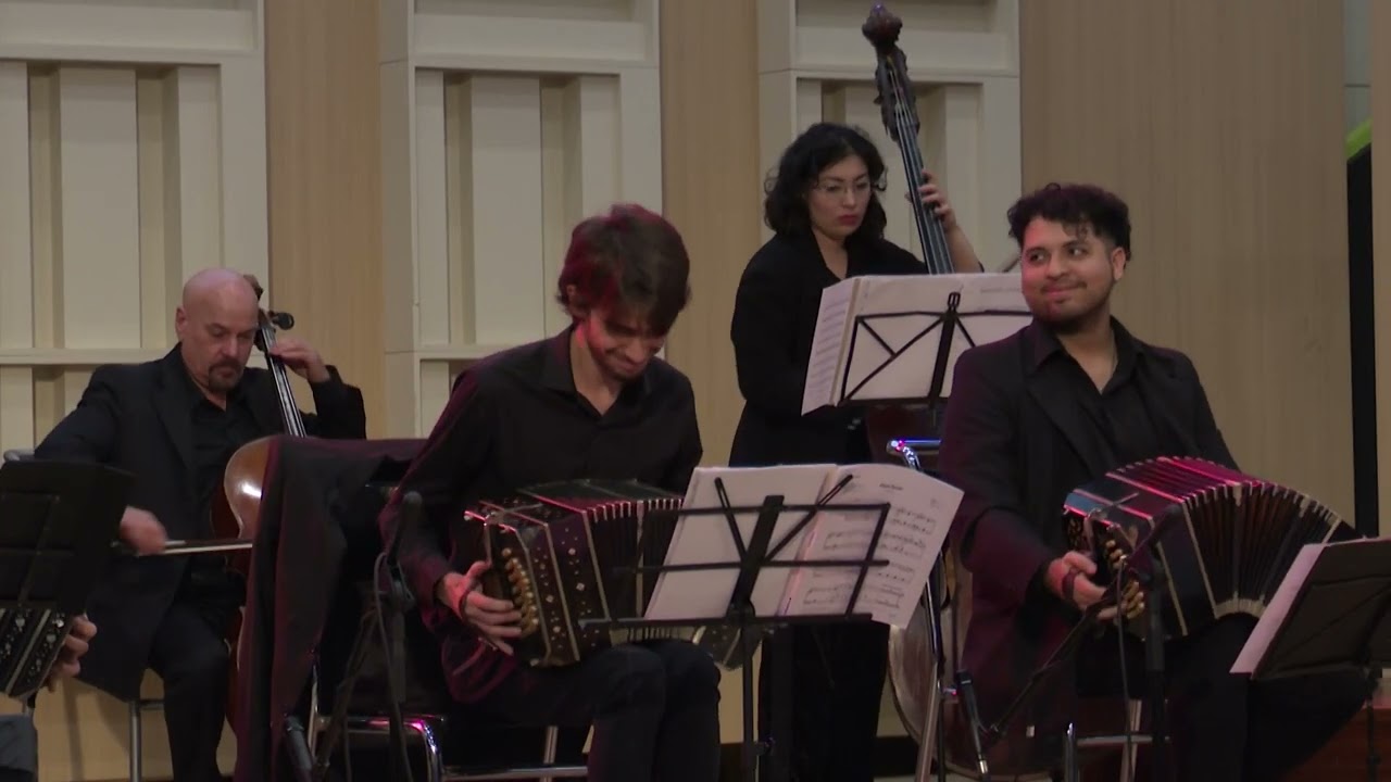 Orquesta Aeropuertos Argentina presenta "Tango Joven"