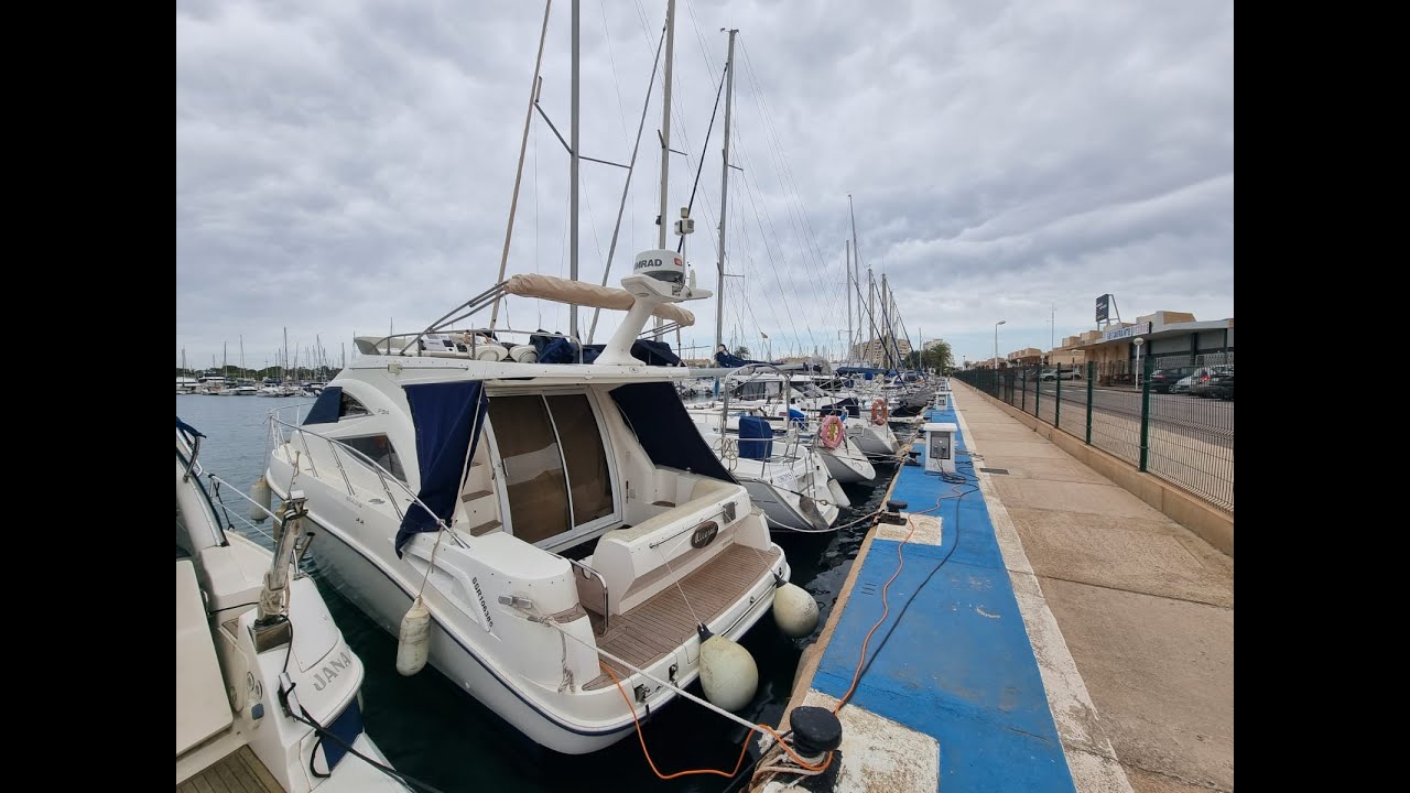 2003 Sealine F34 (vídeo interior)