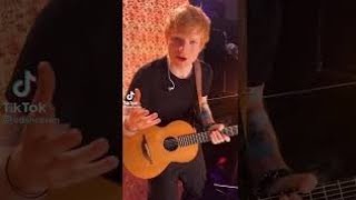 How Ed Sheeran use his loop pedal to perform Bad Habits*SUBSCRIBE*