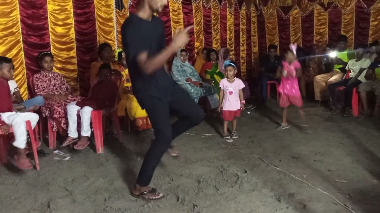 বিয়ে বাড়ি ড্যান্স 