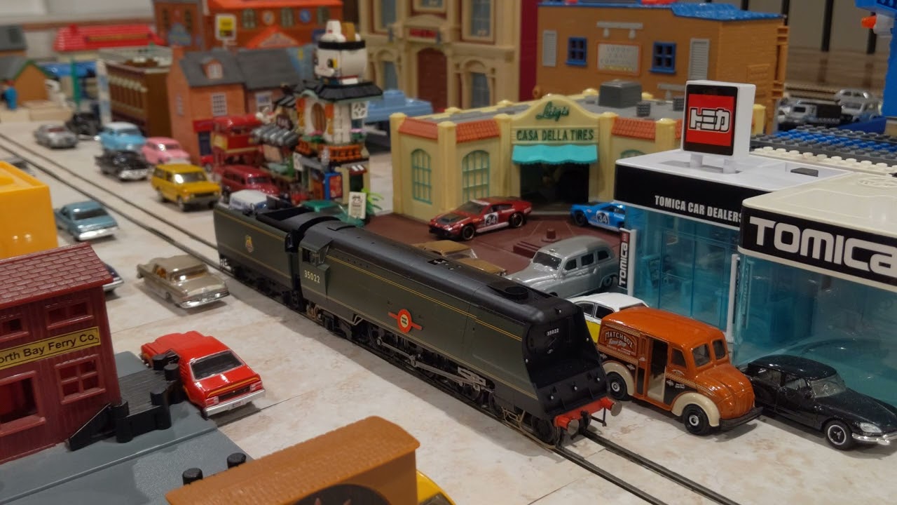 Shaggy's Models: BR Merchant Navy Class No. 35022 'Holland America Line' (Hornby R3716)