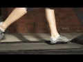 Terra Plana - Learning the skill of barefoot running