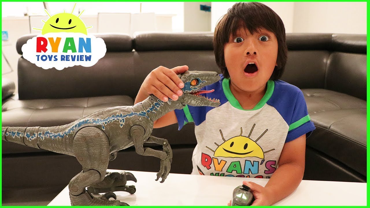  JURASSIC WORLD ALPHA TRAINING BLUE Dinosaur : Toys & Games