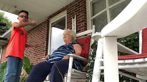 The funny Grandma show Season 1Episode 2