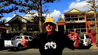 MOES - FLY ON THE MIC (OFFICIAL FILMCLIP)