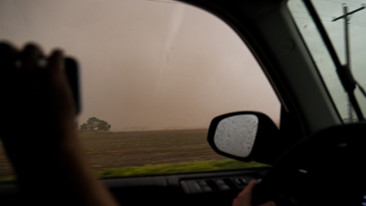 Intense Tornado in Nebraska! - YouTube