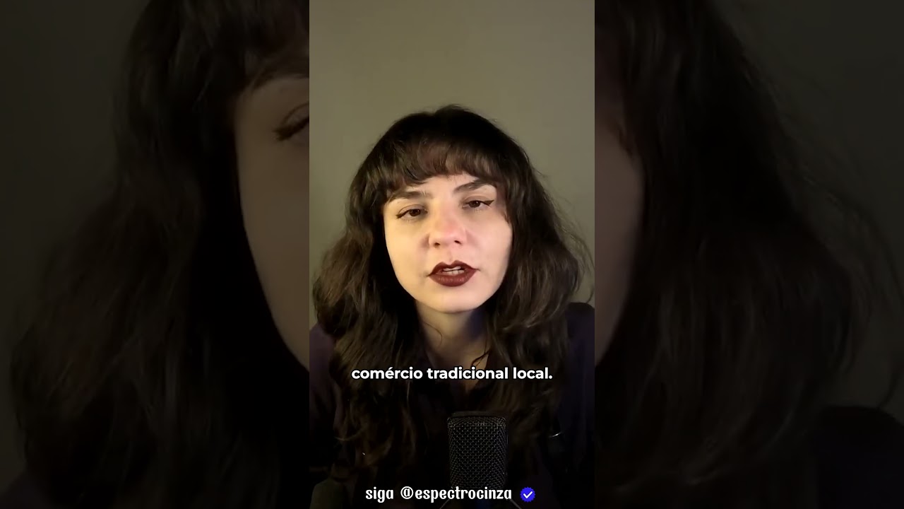 Luciana gimenez posa de biquíni após rumores de demissão e corpo chama atenção