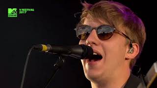 George Ezra - Barcelona LIVE @ V Festival 2017