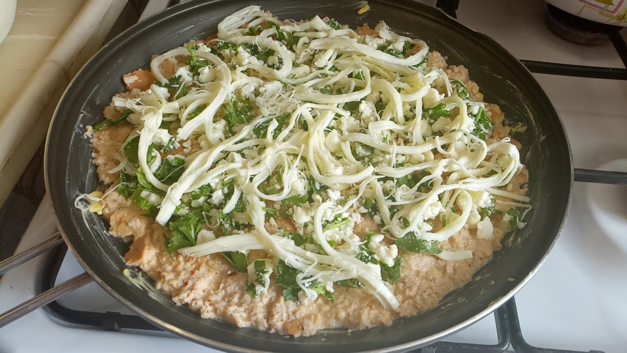 Bayat Ekmeklerinizi Çöpe Atmayın | Çok Pratik ve Lezzetli Tavada Şipşak Börek Tarifi