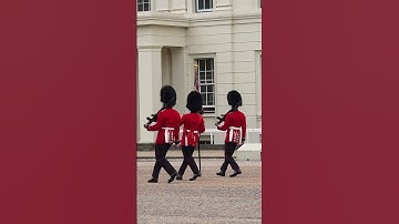 1st Battalion Grenadier Guards #kingsguard