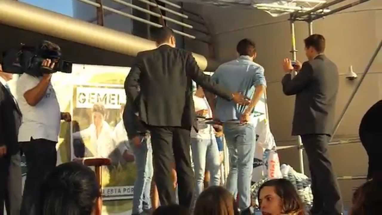 Firma Gemeliers Cádiz 16.10.2014 Furby y Paula