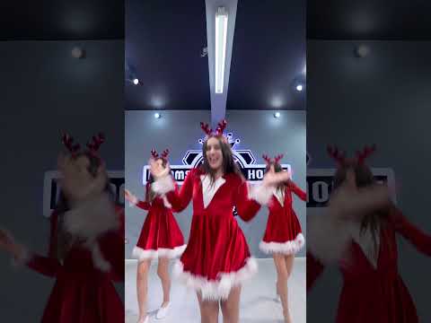 Merry Christmas Best Easy Dance