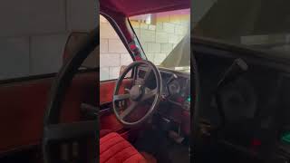 502 BB chev.Holley sniper,nearly brought this truck.!!. vendors overdrive unit fitted. .crate 502..