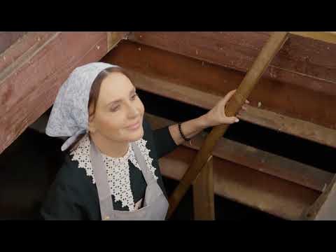 Serbiyada transseksual qizlar onanizm bilan shugullanadi