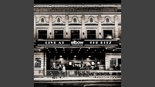 Смотреть клип Puttin' On The Ritz (Live At The Ritz)