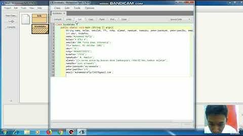 Mengetik biodata pake BlueJ