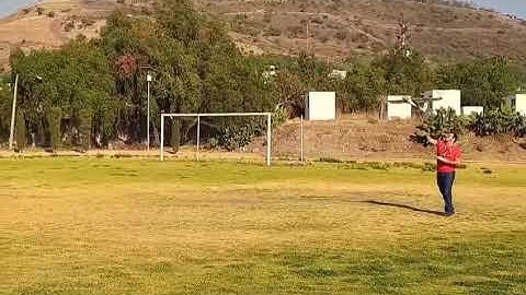 Preliminary experiment of Airspeed reduction strategy and flight recuperation in outdoor environment