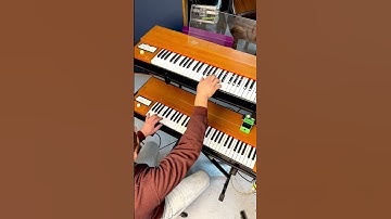 Lick of the Week - Auld Lang Syne on Hohner Clavinet and Vox Continental