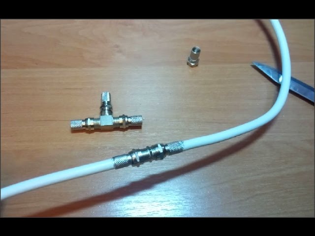 Как подключить антенный кабель?