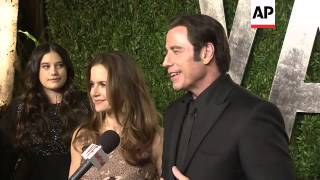 John Travolta apologizes to Idina Menzel for flub