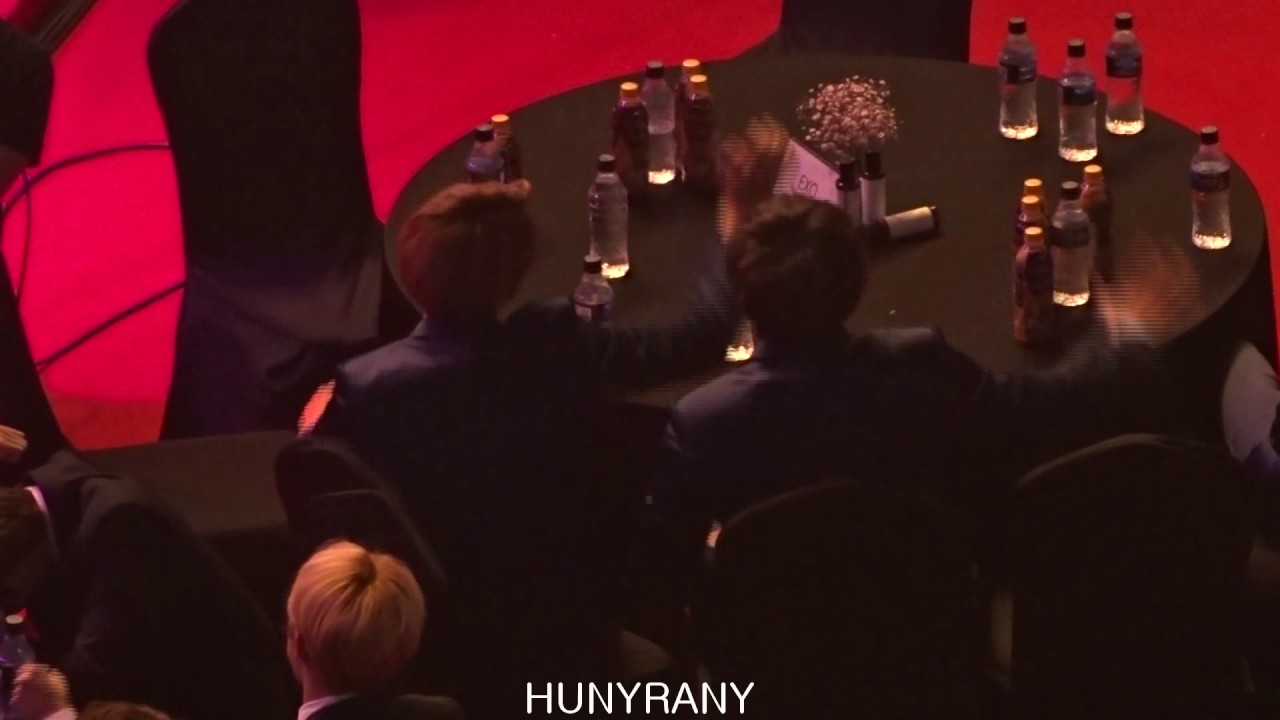 170119 서가대 블핑 무대보는 찬열 백현 찬백