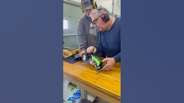 John Deere powered by NITRO!! 😱🔥 #tabletoppulling #nitro #tractorpulling