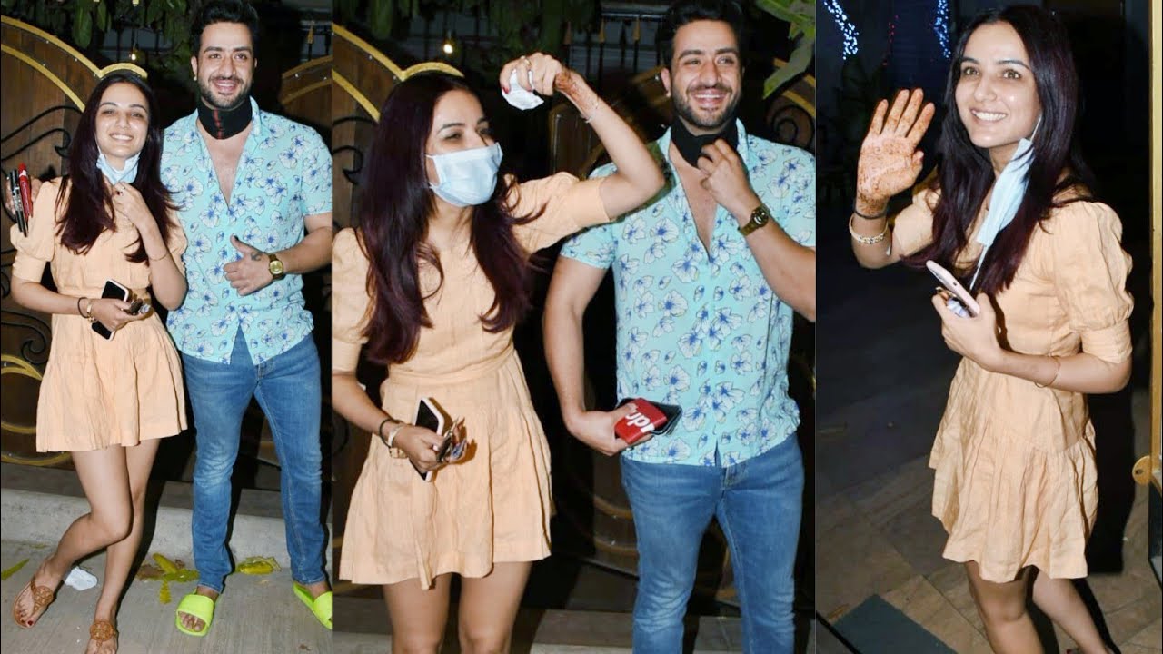 देखो मैं ALY से भी ताकतवर हुं💪😄 Jasmin Bhasin & Aly Goni snapped together at Andheri for post Date❤️