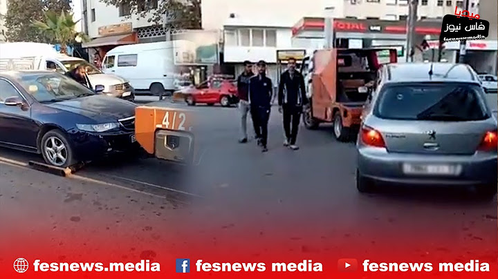 شاهد.. مهنيو طاكسي الصغير حاصروا سيارة تورط سائقها في النقل عبر تطبيقات الهواتف الذكية