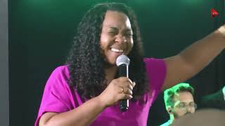 Adriana Do Fogo - Eu Creio