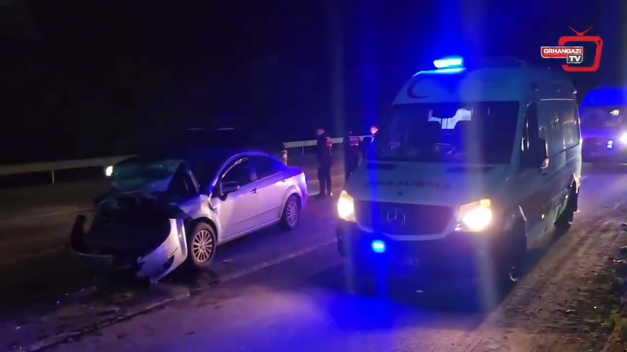 #SONDAKİKA | Orhangazi Küçük sanayi sitesi kavşağında feci kaza! 4 yaralı...