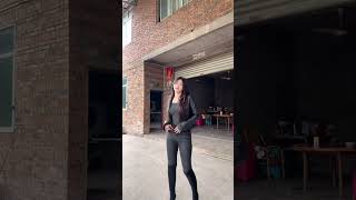 6616Beautiful Chinese Girl Perform The Latest Dance Trend