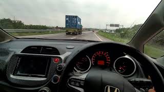 Honda Jazz RS matic Lari Di Jalan Tol