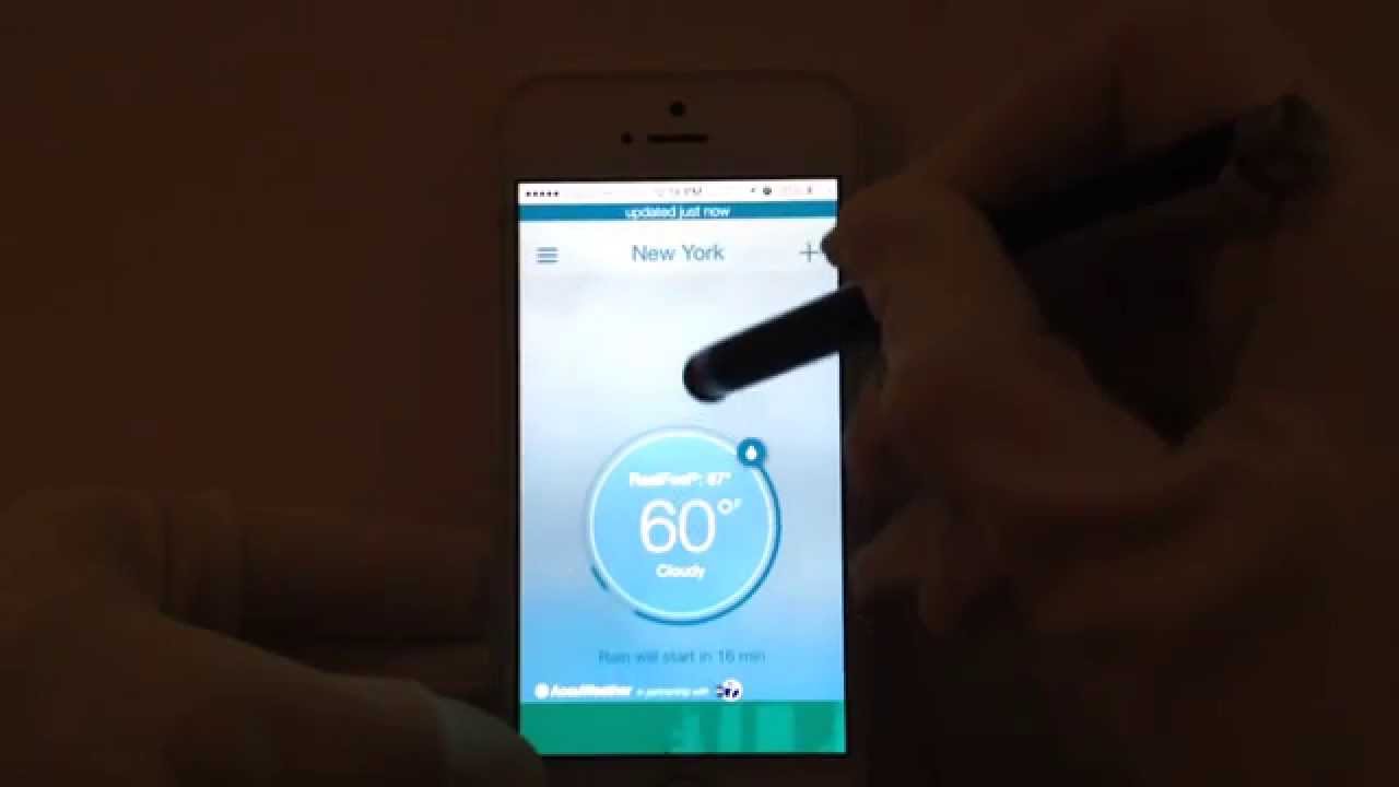 How to view the weather forecast hourly with Accuweather for iPhone