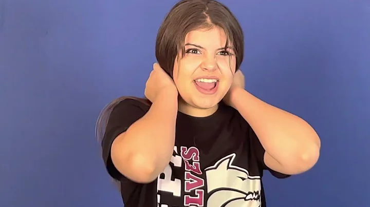 Mackenzie Grace Gilligan singing I Want It Now