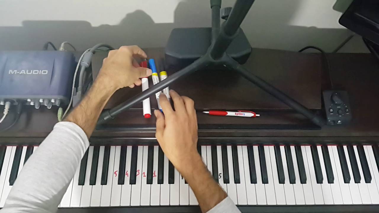 piyano 1 ders baslangic cift el alistirmalar youtube