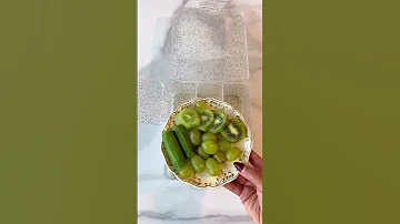 صديقات منى اتحدوني اعمل لانش بكس بلون واحد لكن منى ندمت في الاخير Lunchbox Lunchboxideas 