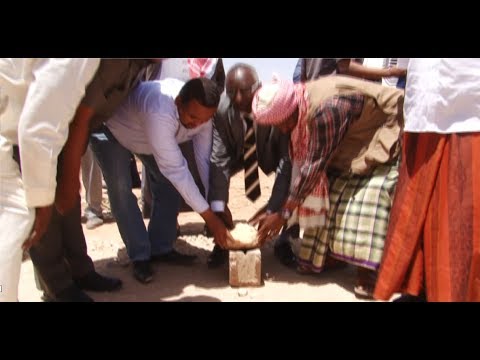 Maayarka Hargeysa Oo Dhagax Dhigay Wadada Xaafada Hodan Hills