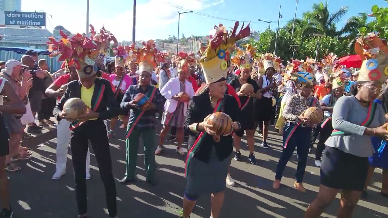 NOU PA SAV à la foyale Parade 2024
