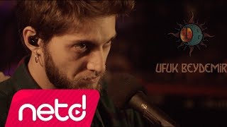 Video thumbnail of "Ufuk Beydemir - Ay Tenli Kadın (Akustik)"