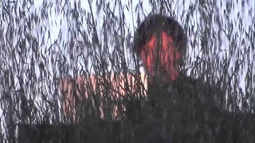 Garry Bradbury playing the wires in the key of "B" : vlomo09 day1